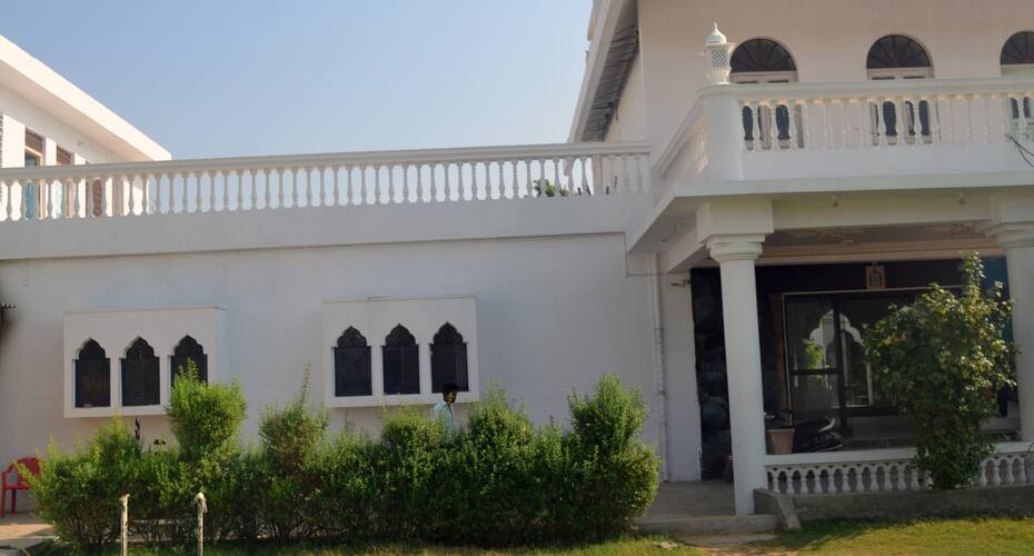 Subh Ashirwad Hotel, Sikar 5